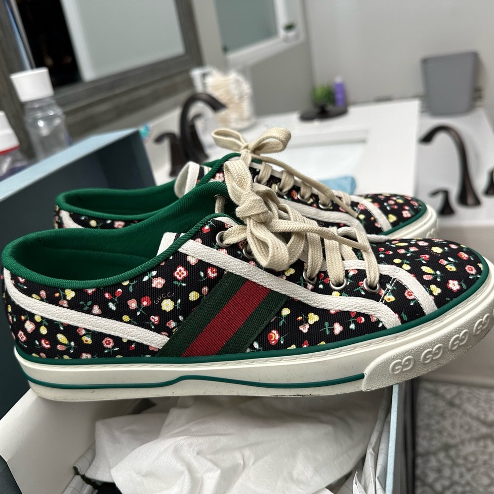 Gucci Supreme Flora Shoes
